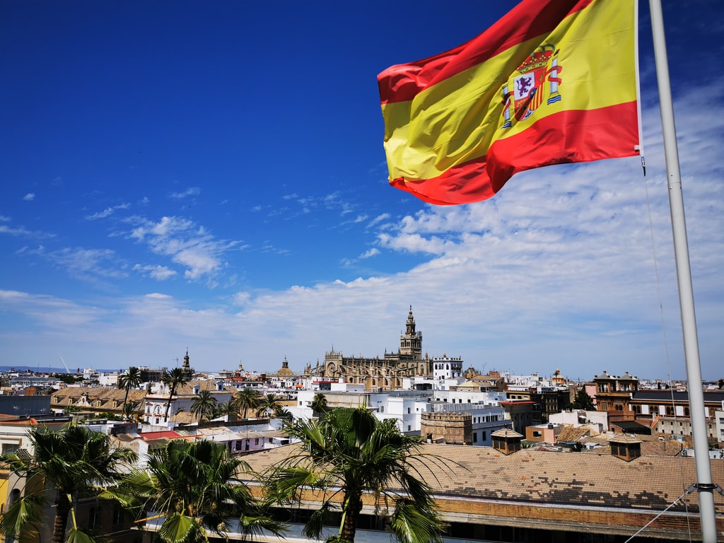 [Hero] Online meeting on Spanish nationality